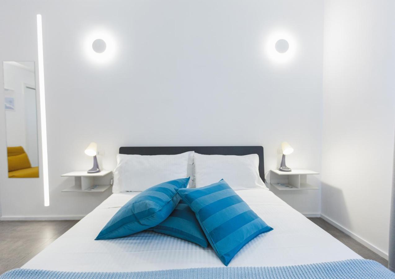 B&B A Due Passi Dal Mare Гела Экстерьер фото
