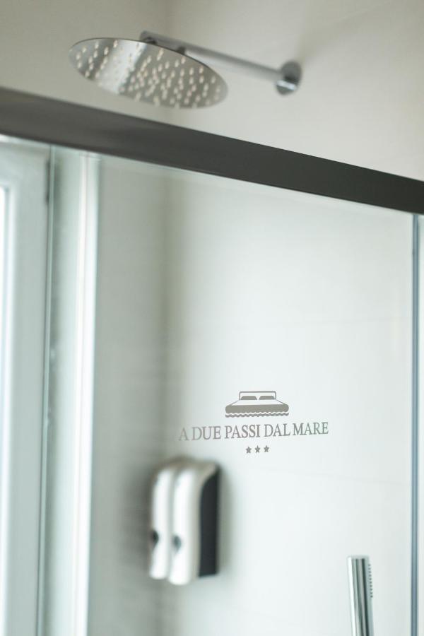 B&B A Due Passi Dal Mare Гела Экстерьер фото