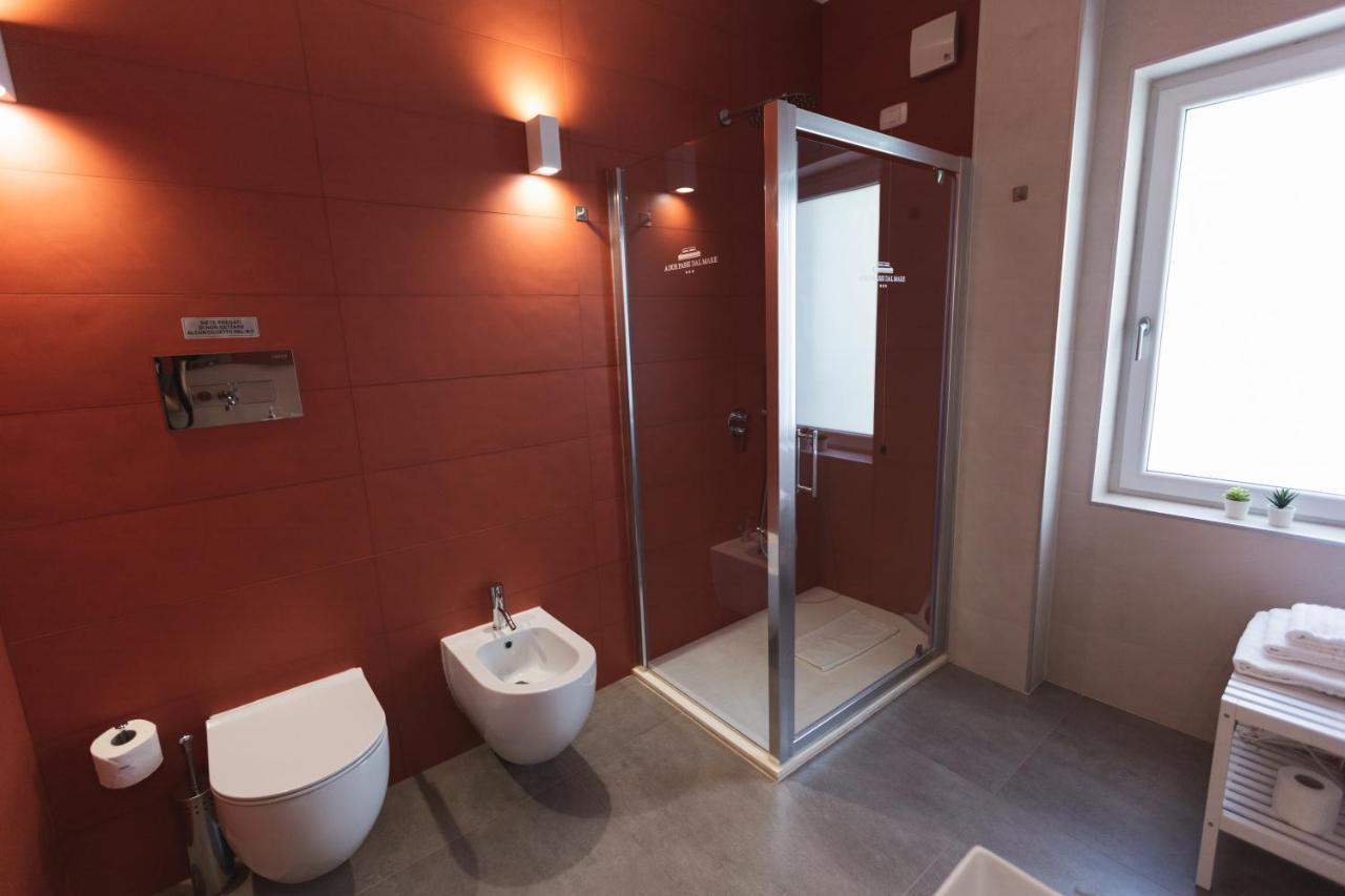 B&B A Due Passi Dal Mare Гела Экстерьер фото